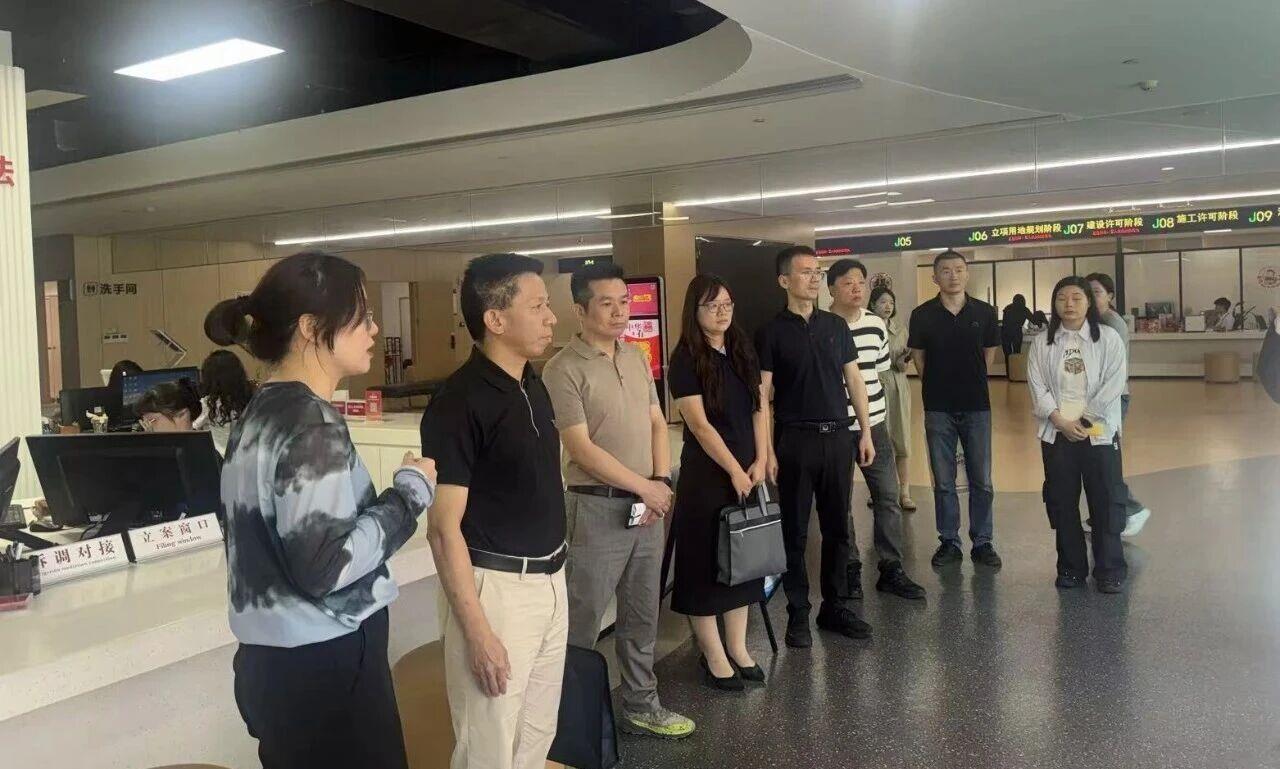 【调研指导】泉州市知识产权保护中心与石狮市市场监督管理局联合赴石狮纺织服装产业联盟，共探海外知识产权布局与纠纷应对新路径
